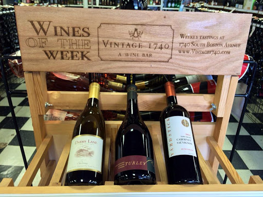 Liquor Store «Ranch Acres Wine & Spirits», reviews and photos, 3324 E 31st St, Tulsa, OK 74135, USA