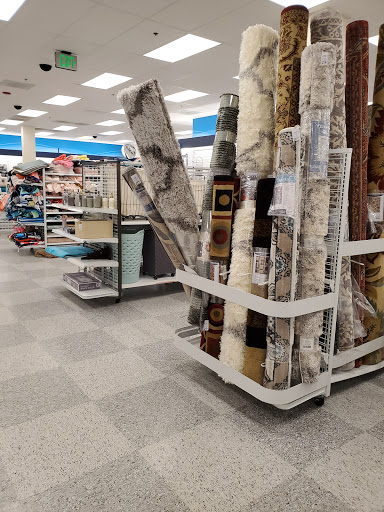 Clothing Store «Ross Dress for Less», reviews and photos, 1316 Butterfield Rd, Downers Grove, IL 60515, USA