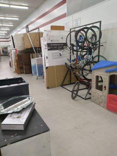 Thrift Store «Quality Thrift Store», reviews and photos, 5133 S Peoria Ave, Tulsa, OK 74105, USA