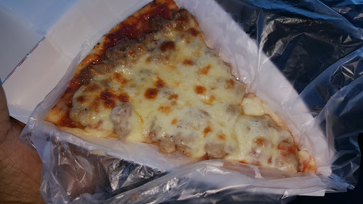 Pizza Restaurant «Beggars Pizza», reviews and photos, 8100 S Stony Island Ave, Chicago, IL 60617, USA