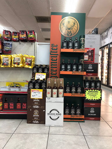 Liquor Store «Royal Liquor», reviews and photos, 270 W Elm Ave, Coalinga, CA 93210, USA