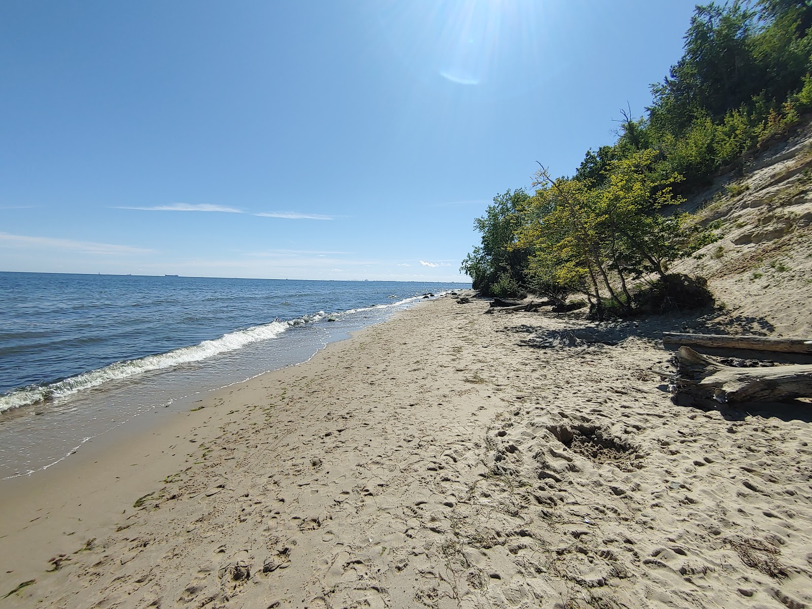 Fotografie cu Redlowska Beach cu o linie de coastă spațioasă