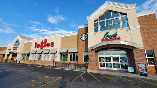 Ingles Market, 5251 Calhoun Memorial Hwy, Easley, SC 29642, USA, 