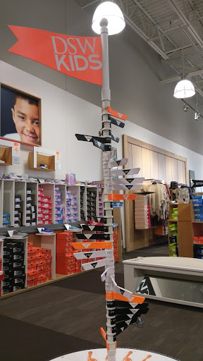 Shoe Store «DSW Designer Shoe Warehouse», reviews and photos, 833 N Krocks Rd #107, Allentown, PA 18106, USA