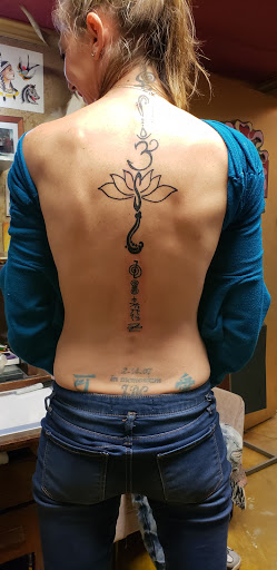 Tattoo Shop «Pair-O-Dice Tattoo», reviews and photos, 2921 S Harvard Ave, Tulsa, OK 74114, USA