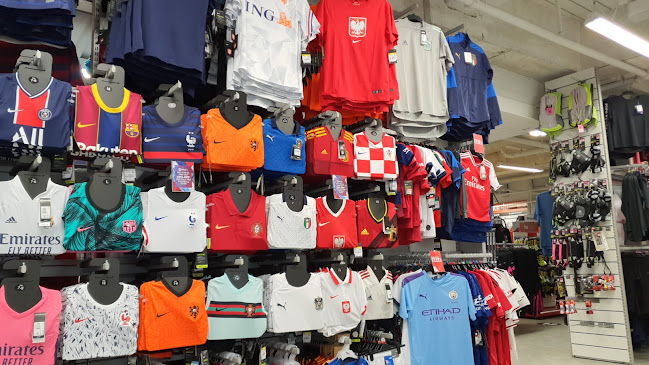 Reviews of Sports Direct in Newcastle upon Tyne - Sporting goods store