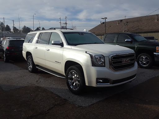 Used Car Dealer «Collierville Auto Center», reviews and photos, 651 W Poplar Ave, Collierville, TN 38017, USA