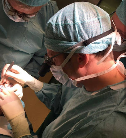 Dr. Alexander Kozlowski | Plastische Chirurgie Wien