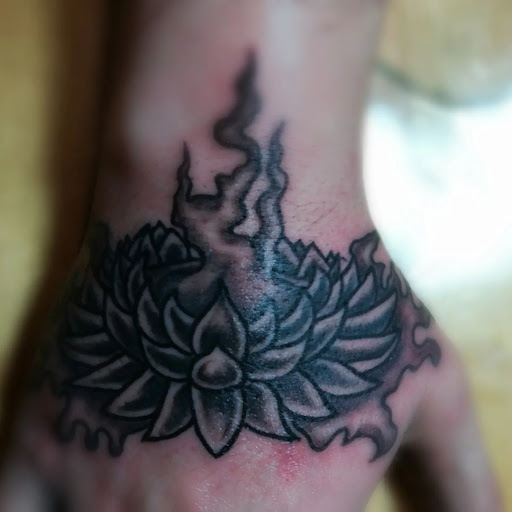Explore female tattoo ideas, creative tattoo ideas in Northfield, available at Signature Tattoo and Supplies