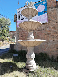 Pileta Ornamental Colibrí Huambocancha