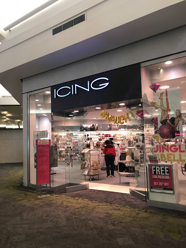 Icing, 2901 S Capital of Texas Hwy, Austin, TX 78746, USA, 