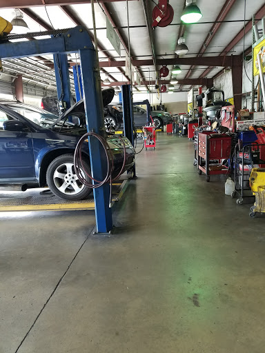 Auto Repair Shop «Tuffy Tire & Auto Service Center», reviews and photos, 5645 Metrowest Blvd, Orlando, FL 32811, USA