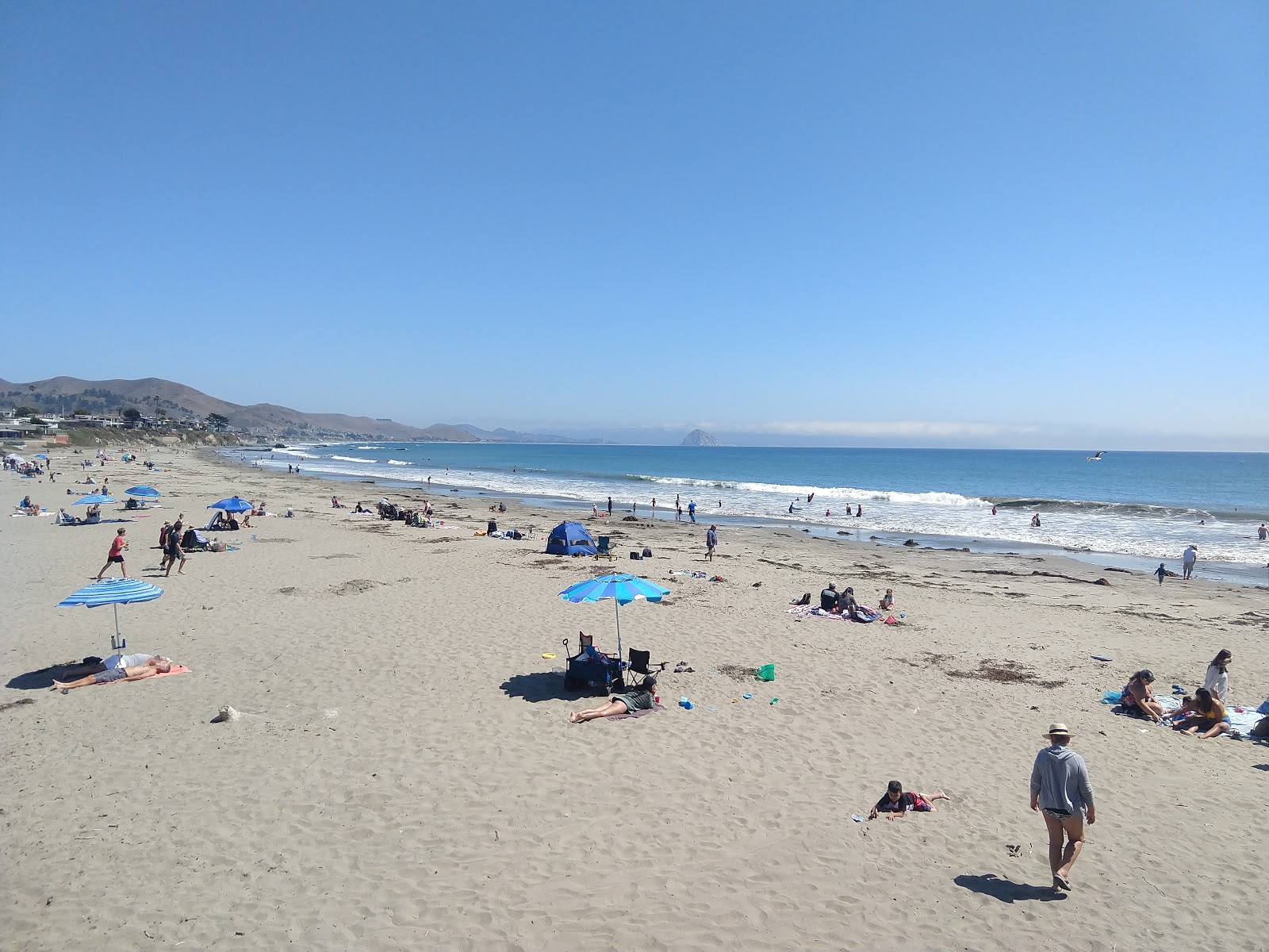 Photo of Cayucos Beach with turquoise water surface