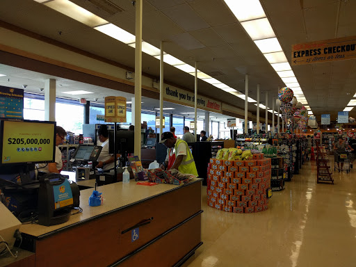 Grocery Store «Jewel-Osco», reviews and photos, 1156 Maple Ave, Lisle, IL 60532, USA