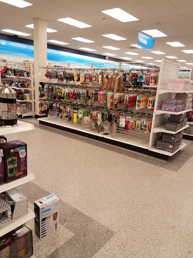 Clothing Store «Ross Dress for Less», reviews and photos, 2327 Street Rd, Bensalem, PA 19020, USA