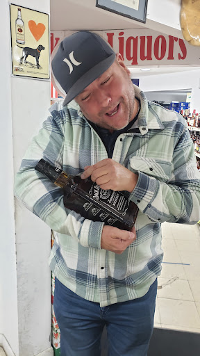 Liquor Store «Marshy Creek Liquors», reviews and photos, 3634 Main St, Grasonville, MD 21638, USA