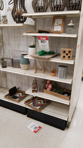 Craft Store «Michaels», reviews and photos, 3565 S 27th St, Milwaukee, WI 53221, USA