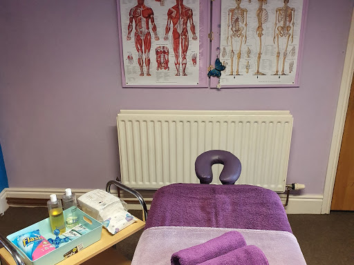 Reviews of BA Wellbeing - Centred around you in Hull - Massage therapist
