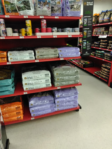 Pet Supply Store «Petco Animal Supplies», reviews and photos, 1220 Commons Cir, Plover, WI 54467, USA