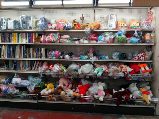 Thrift Store «VALUE VILLAGE Thrift Store», reviews and photos, 9334 Alondra Blvd, Bellflower, CA 90706, USA