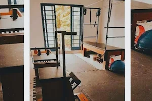 Studio + vida pilates image