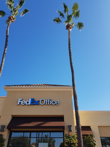 Print Shop «FedEx Office Print & Ship Center», reviews and photos, 3992 Barranca Pkwy a, Irvine, CA 92606, USA