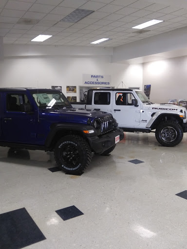 Car Dealer «Southtown Chrysler Dodge Jeep Ram», reviews and photos, 2412 N Jefferson Way, Indianola, IA 50125, USA