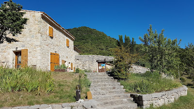 Gite de Fontlargias à Roche-Saint-Secret-Béconne