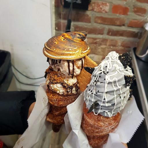 Dessert Club, ChikaLicious, 204 E 10th St, New York, NY 10003, USA, 