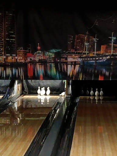 Bowling Alley «Patterson Bowling Center», reviews and photos, 2105 Eastern Ave, Baltimore, MD 21231, USA
