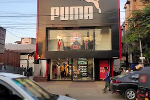 PUMA Store image