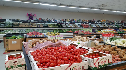 Grocery Store «R-N Market», reviews and photos, 6670 N Cedar Ave, Fresno, CA 93710, USA