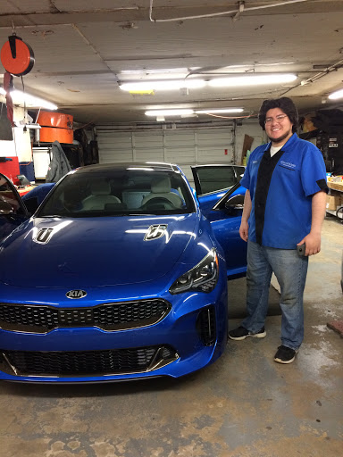 Car Stereo Store «Soundbytes Automotive Electronics,Inc», reviews and photos, 328 W N Ave, Northlake, IL 60164, USA