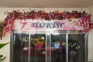 Loris Florist and Gifts image