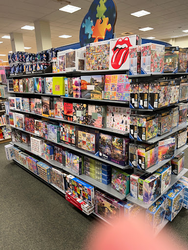 Book Store «Barnes & Noble», reviews and photos, 112 Eisenhower Pkwy, Livingston, NJ 07039, USA