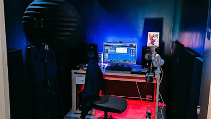 SlyThru Studio