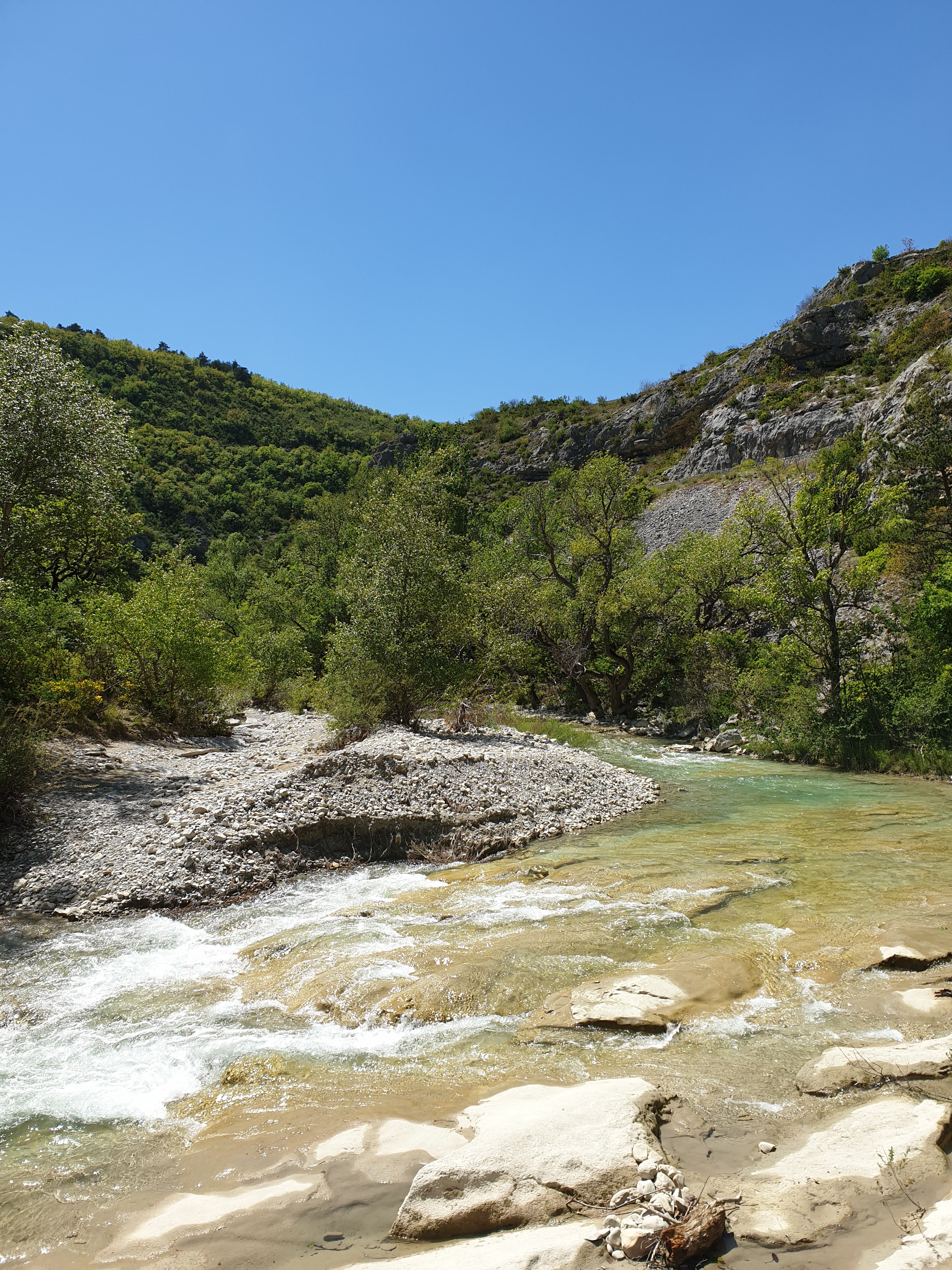 Photo n° 1 de l'avis de Guilbert.l fait le 14/05/2019 à 11:10