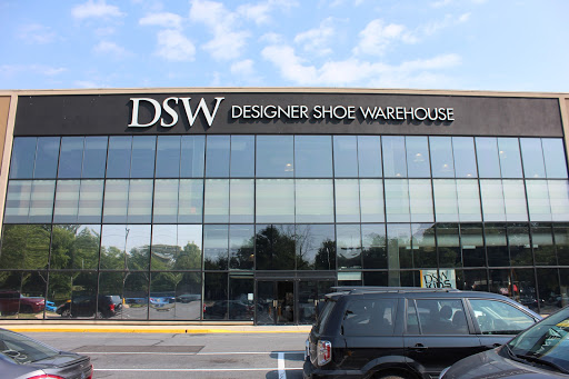 Shoe Store «DSW Designer Shoe Warehouse», reviews and photos, 10400 Old Georgetown Rd, Bethesda, MD 20814, USA