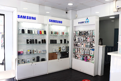 PHONE 2000 à Paris