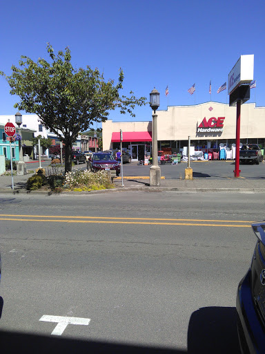 Hardware Store «Seaside Ace Hardware», reviews and photos, 39 S Holladay Dr, Seaside, OR 97138, USA