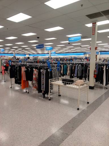 Clothing Store «Ross Dress for Less», reviews and photos, 1125 Woodruff Rd, Greenville, SC 29607, USA