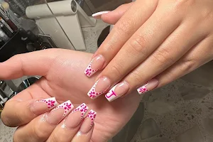 Pro Nails image