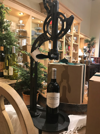 Shopping Mall «The Shops at Stonefield», reviews and photos, 2100 Hydraulic Rd, Charlottesville, VA 22901, USA