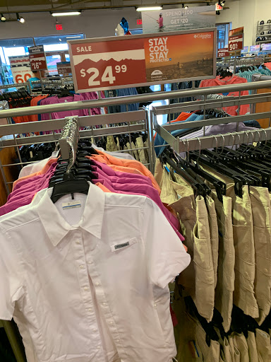 Clothing Store «Columbia Sportswear Outlet Store at Allen Premium Outlets», reviews and photos, 820 Stacy Rd #470, Allen, TX 75013, USA