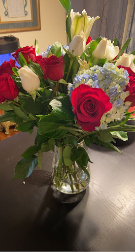 Florist «Stadium Flowers», reviews and photos, 20728 WA-99, Lynnwood, WA 98036, USA