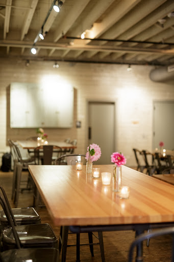 Tre Bella Flowers, 124 E Main St, Durham, NC 27701, USA, 