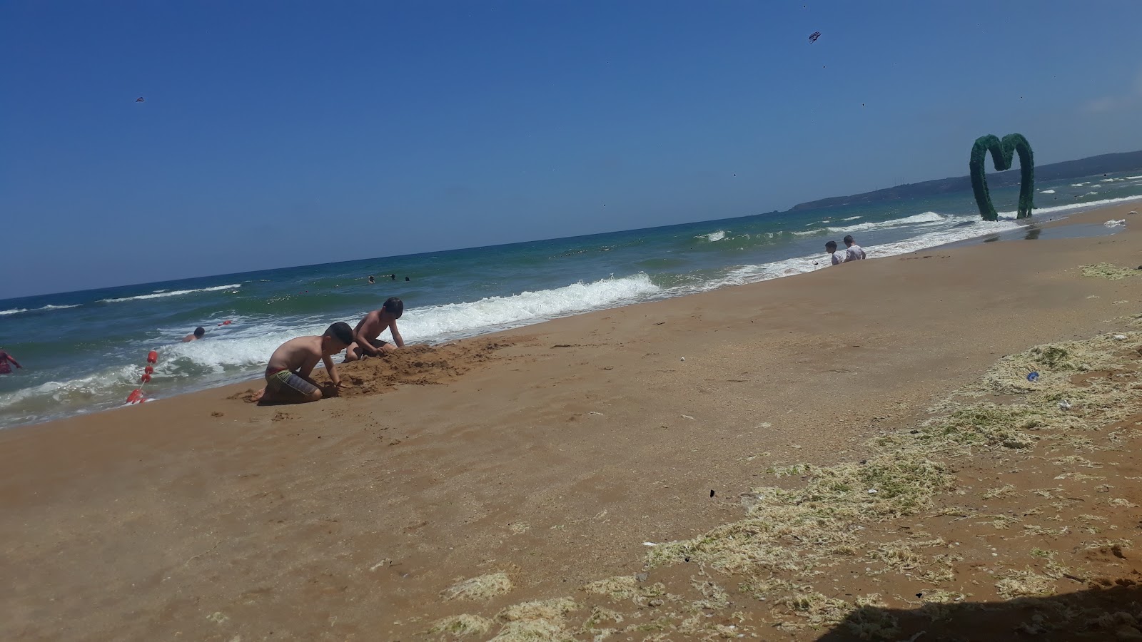 Foto von Suma beach mit sehr sauber Sauberkeitsgrad