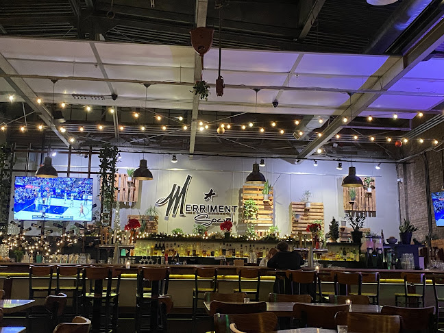 Reviews of Merriment Social in Milwaukee - Restaurant