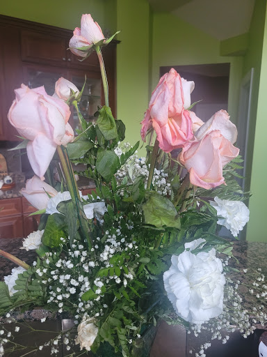 Florist «Minnesota Florist», reviews and photos, 4181 Minnesota Ave NE, Washington, DC 20019, USA