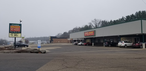 Laundromat «Stadium Cleaners», reviews and photos, 3313 Stadium Dr, Kalamazoo, MI 49008, USA